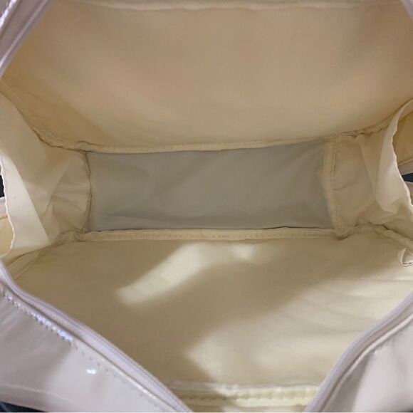 Modella off-White Quilted Weekender Travel Bags Toiletry and Makeup Bags Set - Picture 8 of 9